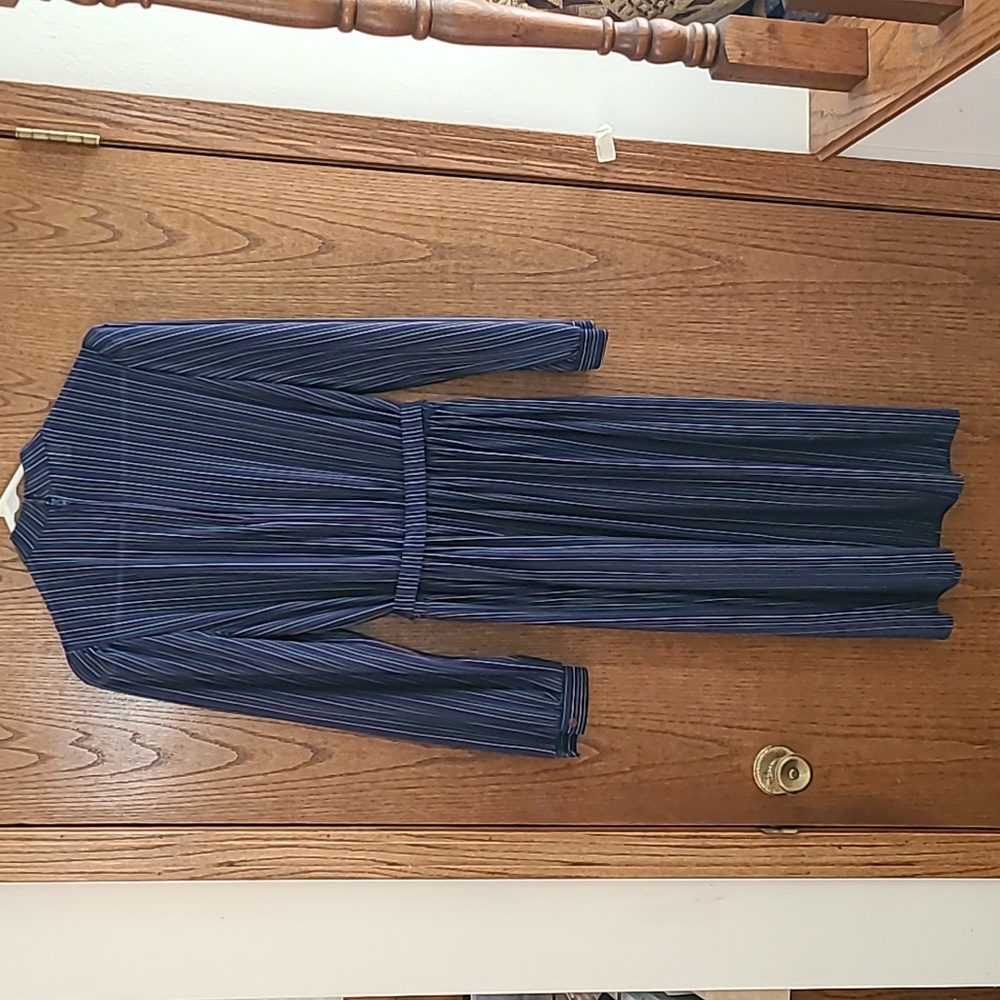 Misses vintage Periwinkle Size 14 belted dress - Picture 6 of 6